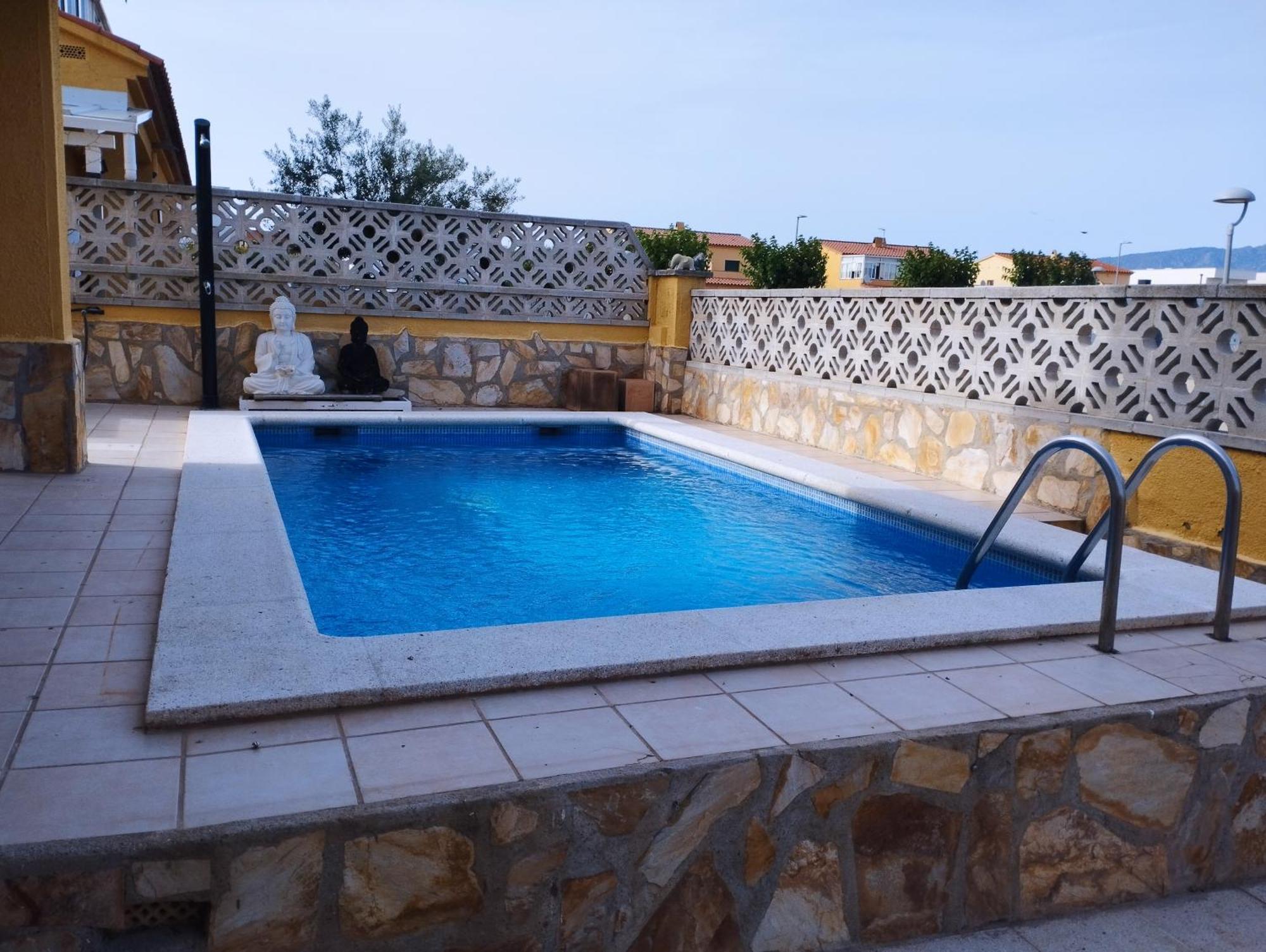 Casa Puigmal Empuriabrava Villa Bagian luar foto
